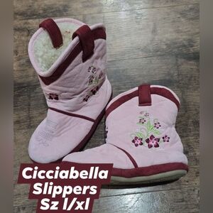 Ciccabella girls slipper boots sz l/xl